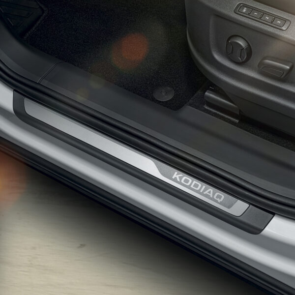 Škoda Kodiaq 2016-Present Door Sill Protectors Kodiaq Logo Black Silver
