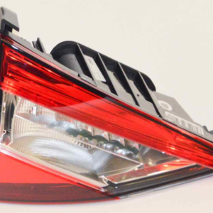 Škoda Superb Estate 2015 – 2024 Inner Tail Light