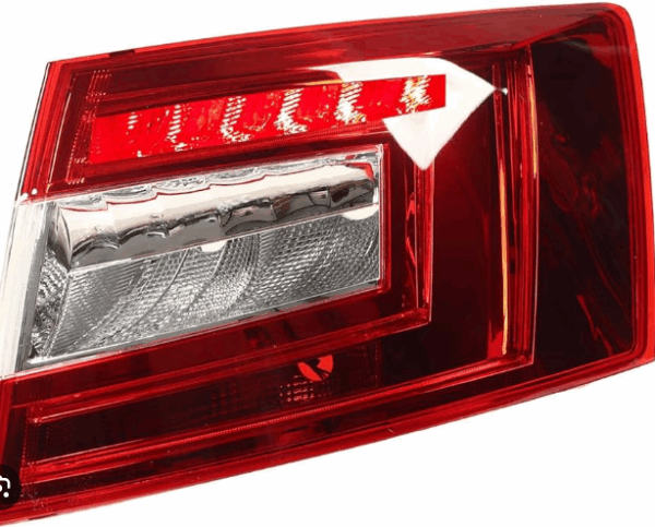 Škoda Octavia Hatchback 2013-2017 RH Rear LED Tail Lamp