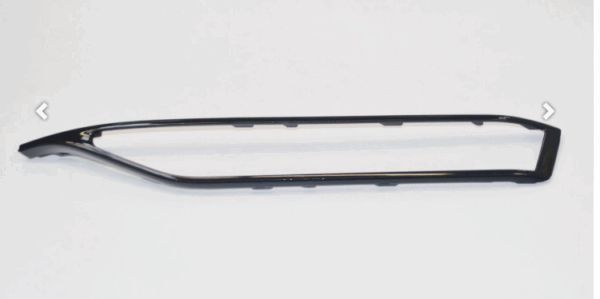 Superb 2016-2024 RH Fog Light Grille Surround (Gloss Black)
