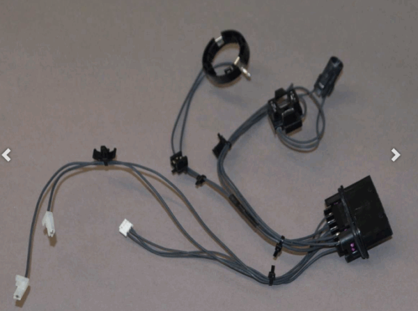 Fabia 2015-2022 Headlamp Bulb Holder + Wiring Loom