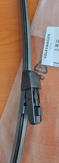 Škoda Octavia Estate 2020-Present Rear Wiper Blade